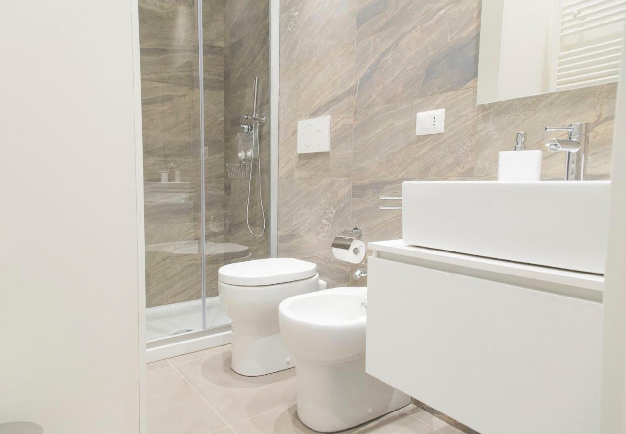 Brand New Apt In Porta Romana Milan Luaran gambar