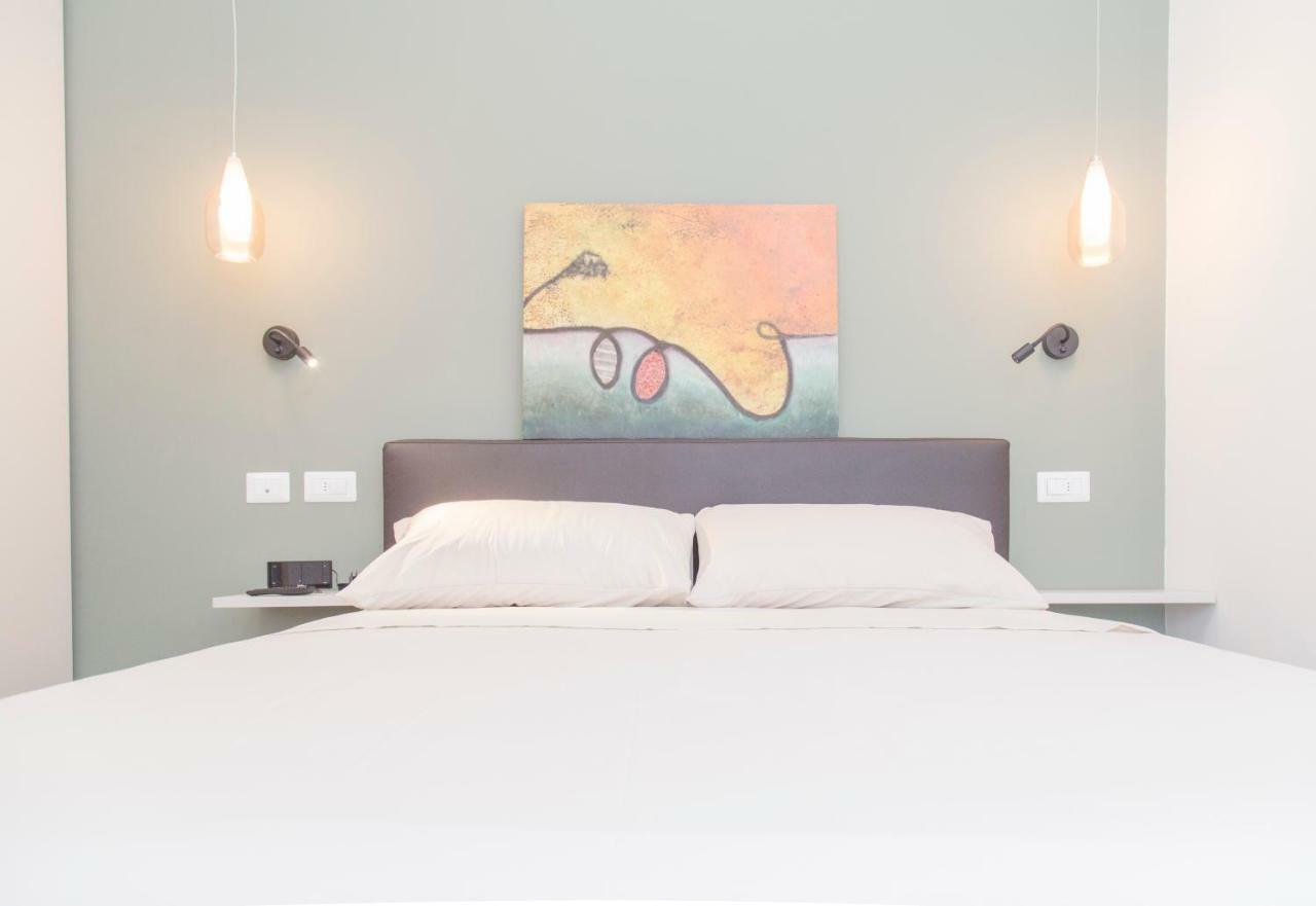 Brand New Apt In Porta Romana Milan Luaran gambar