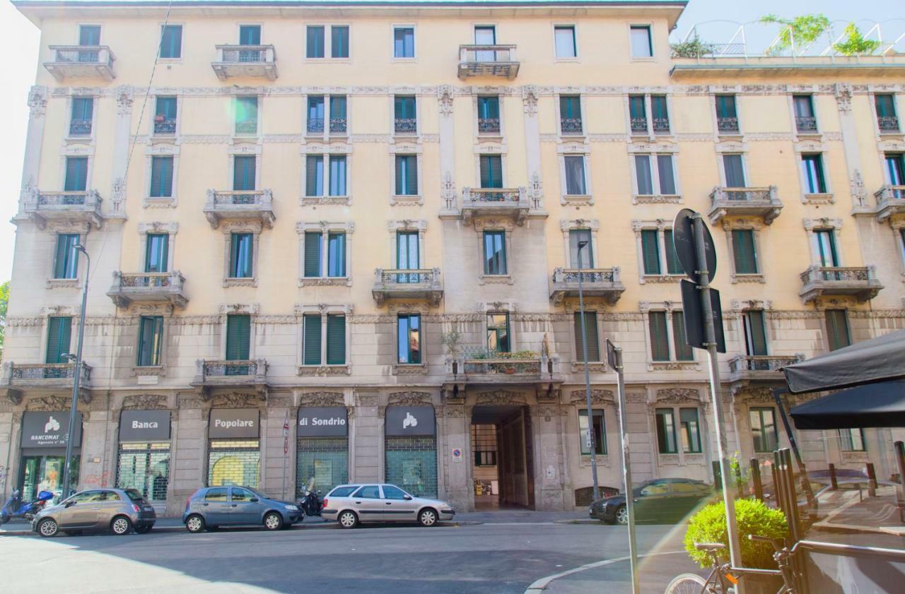 Brand New Apt In Porta Romana Milan Luaran gambar